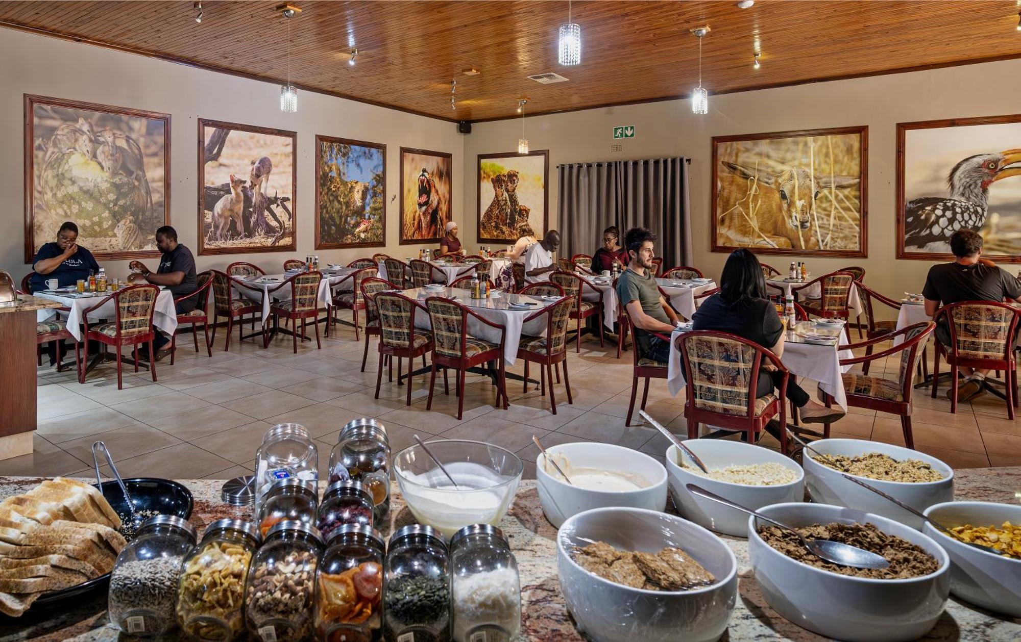Kuruman Lodge Extérieur photo